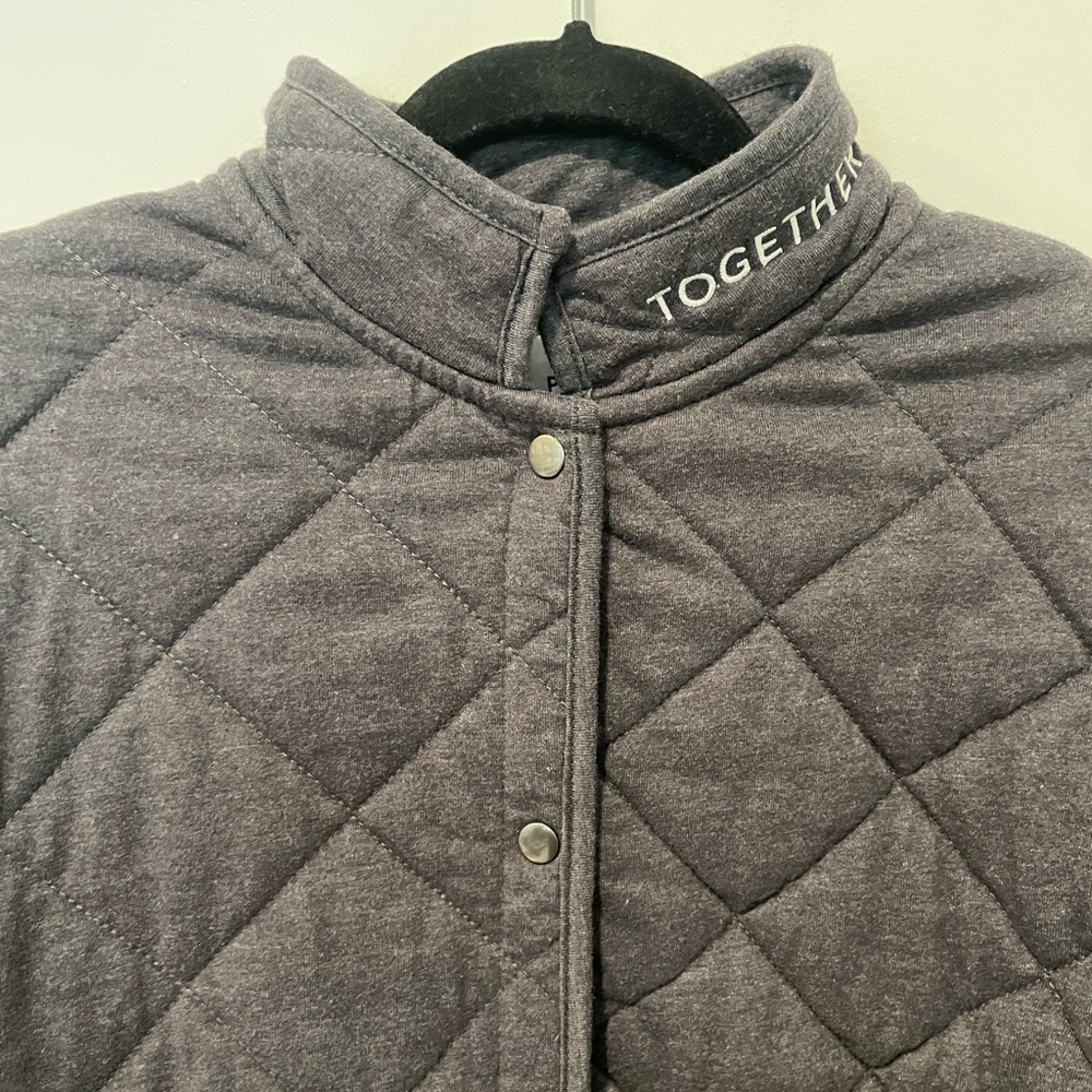 Peloton Quilted Snap Button Jacket - Large - image 7